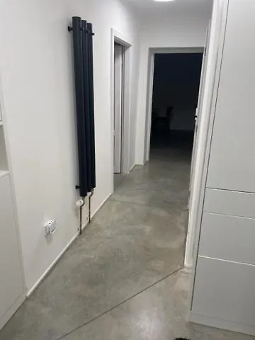 Tiny House, Podkrovni Apartman A Apartman S Vyhledem Do Zahrady Ostrava Lejlighed