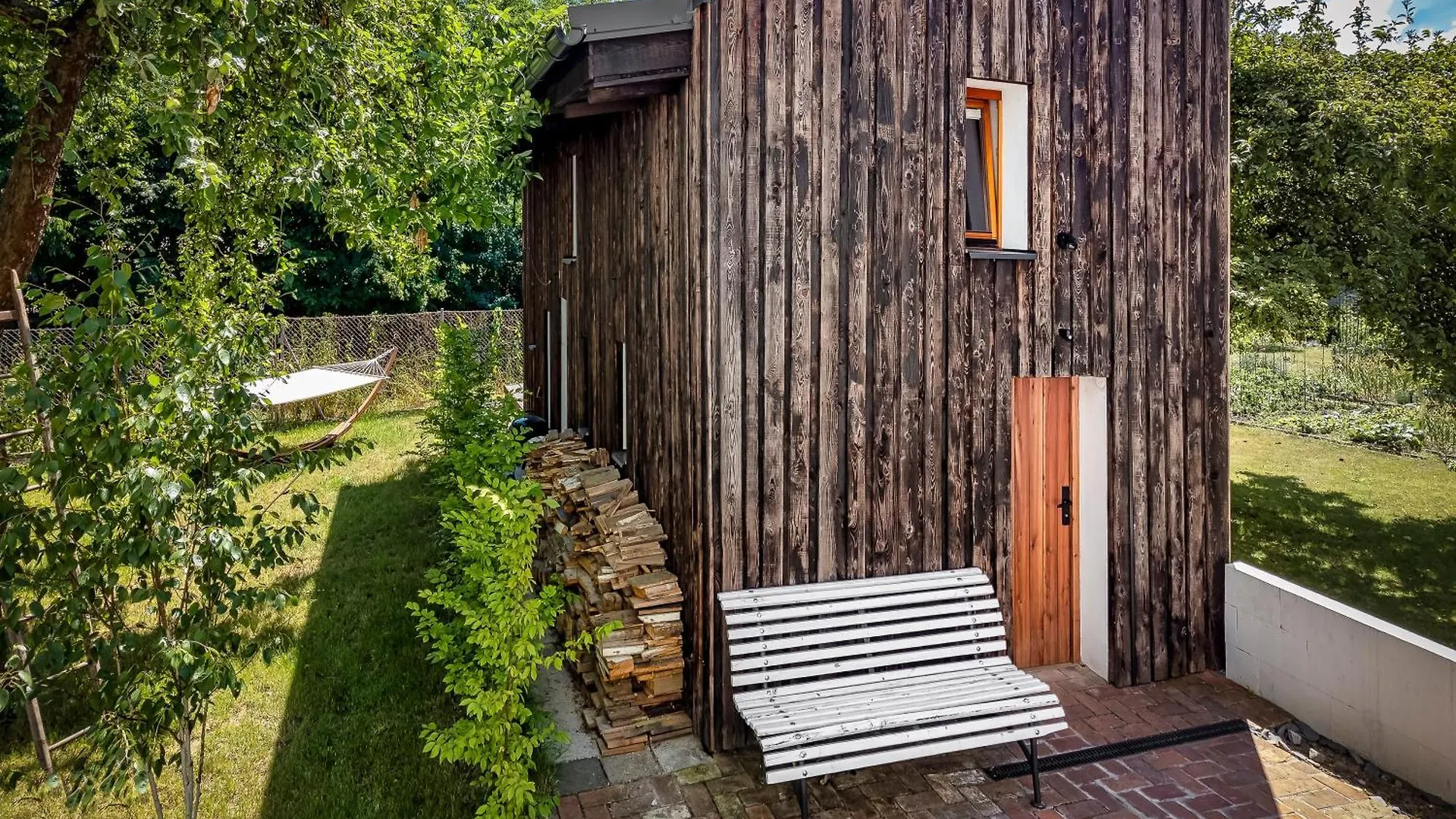 Tiny House, Podkrovni Apartman A Apartman S Vyhledem Do Zahrady Ostrava 0*,  Tjekkiet