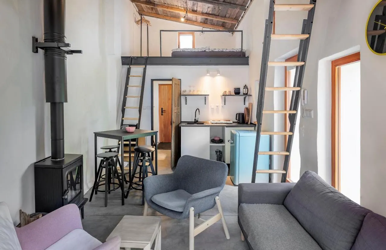 Tiny House, Podkrovni Apartman A Apartman S Vyhledem Do Zahrady Ostrava Czech Republic